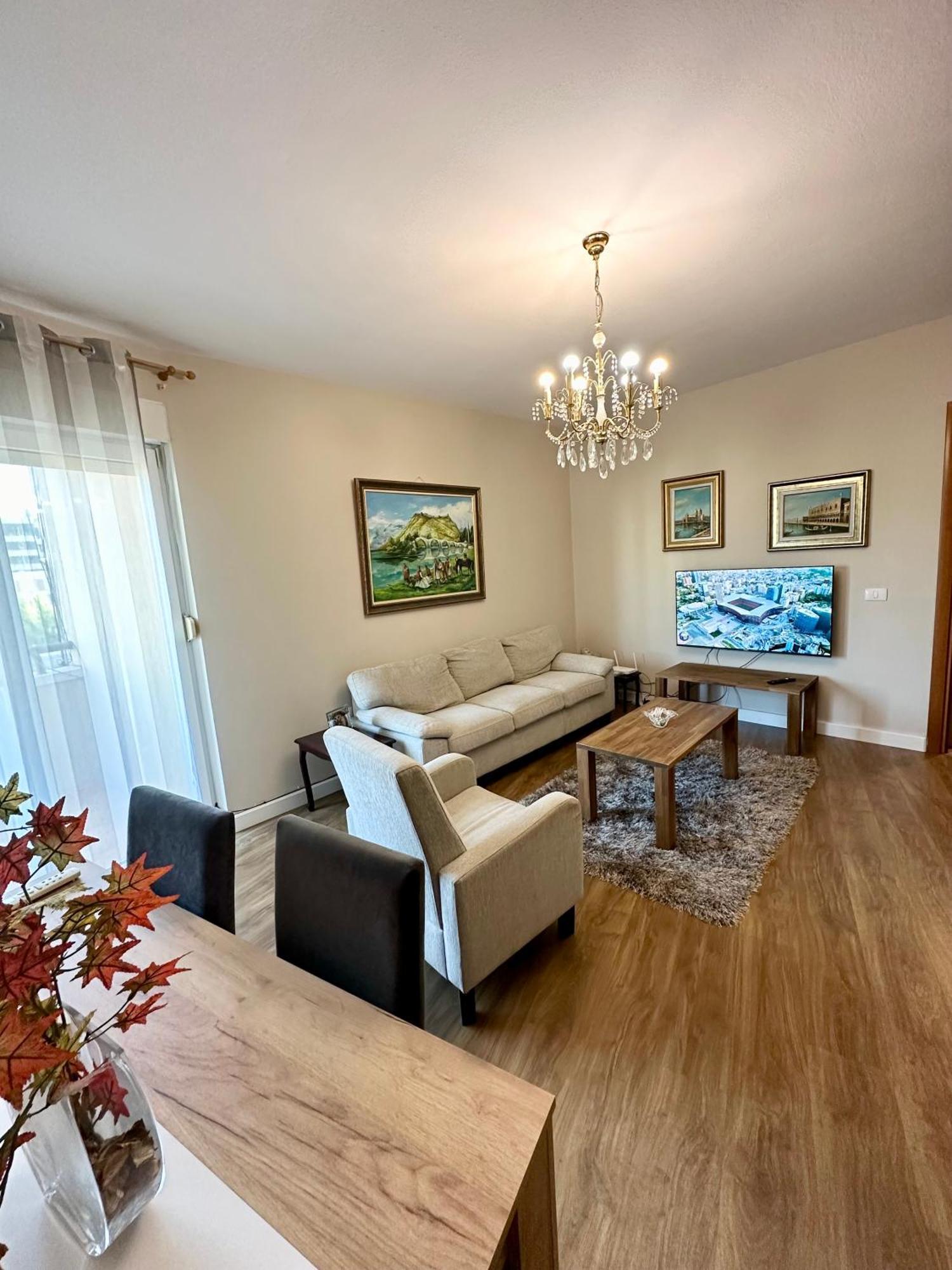Kk Apartment Air Albania-Centrally Located Tirana Exterior photo